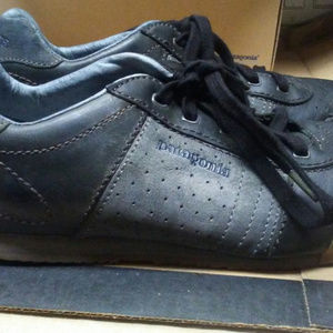 Patagonia Beautiful Leather Suede Sneaker mens 9